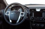 Chrysler 200 2011 года